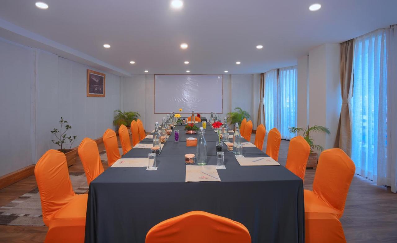 Aabas Pokhara By Barahi Hospitality Hotel Exterior photo