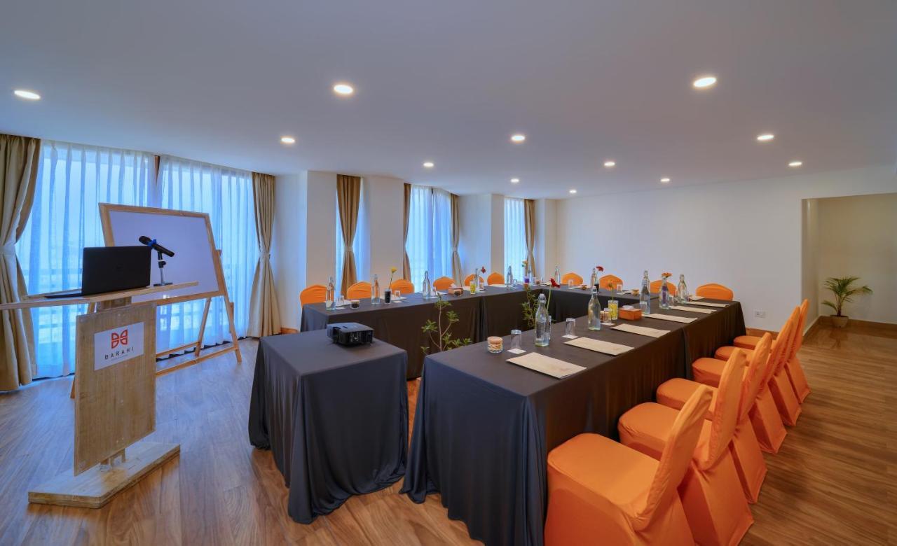 Aabas Pokhara By Barahi Hospitality Hotel Exterior photo